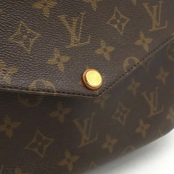 LOUIS VUITTON Brown Monogram Shoulder Bag - Picture 10 of 10